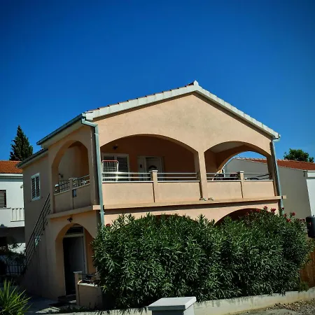 Spicko Apartment